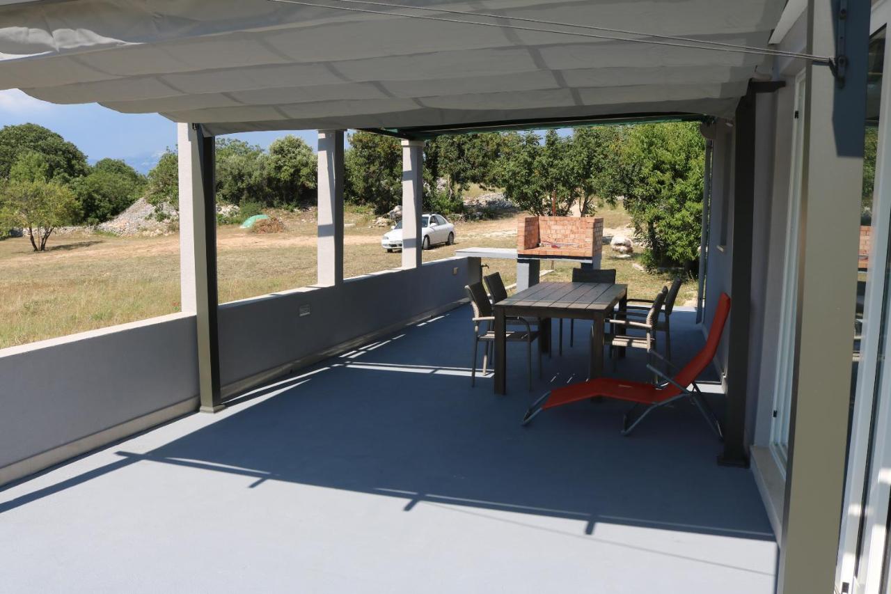Nane Garden House With Heated Pool Villa Mirce Exteriör bild
